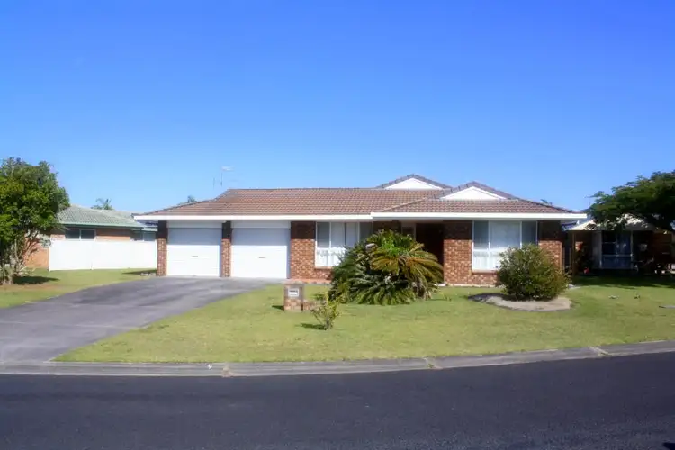 9 Admiralty Court, Yamba NSW 2464