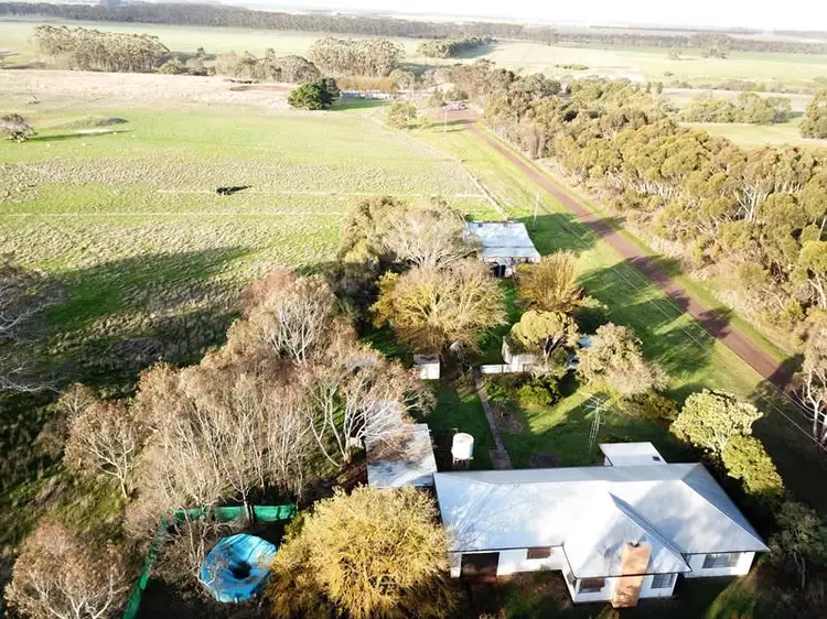 2248 Mortlake-Ararat Road, Woorndoo VIC 3272