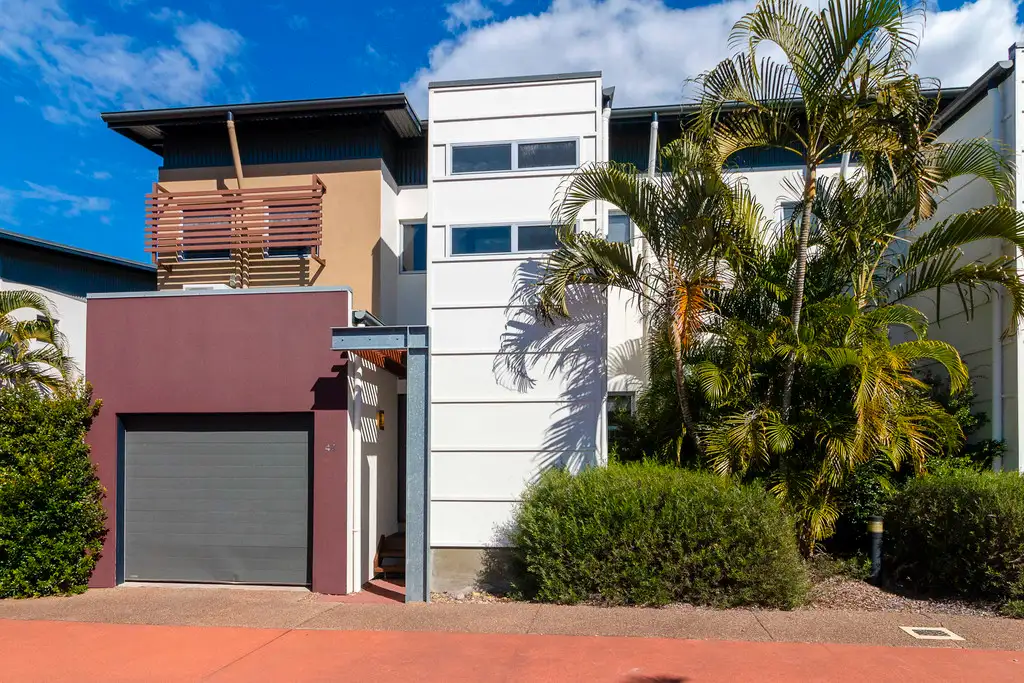 Main view of Homely unit listing, 44/80 Moolyyir Street, Urangan QLD 4655