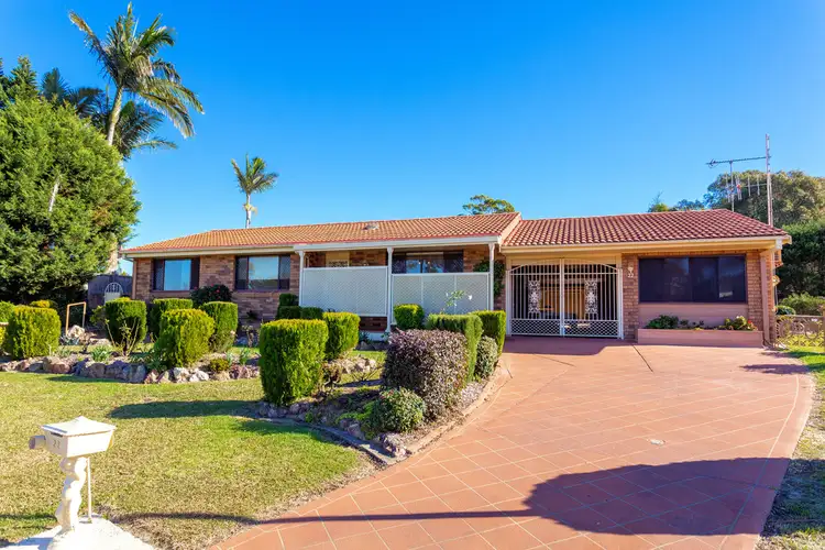22 Manikato Place, Taree NSW 2430