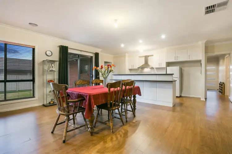 Fifth view of Homely house listing, 10 Glenwill Drive, Epsom VIC 3551