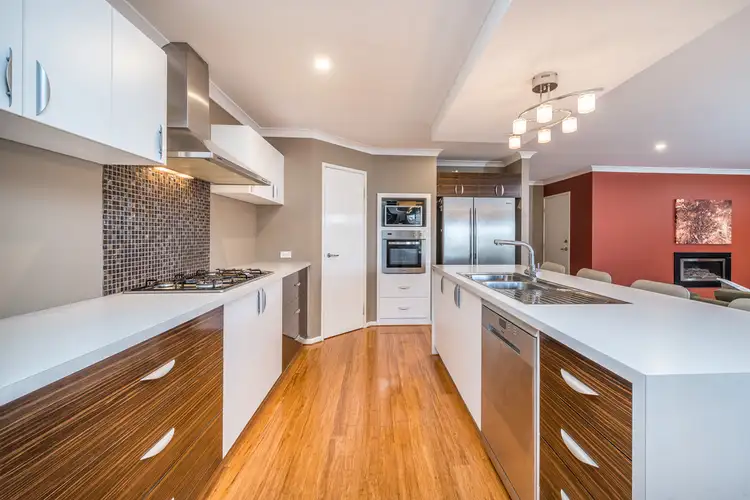 33 Raspins Loop, Burns Beach WA 6028