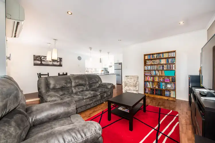 Sixth view of Homely house listing, 10 Pine View Close, Old Reynella SA 5161