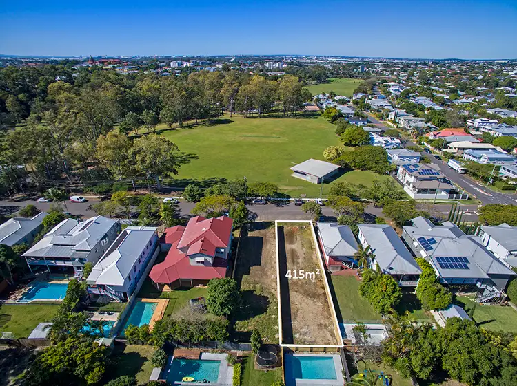 62 Bertha Street, Wooloowin QLD 4030