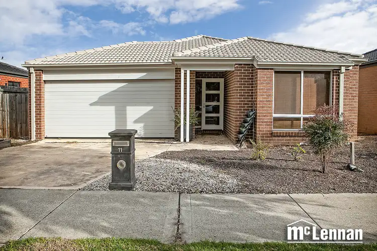 11 Garden Road, Doreen VIC 3754