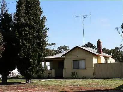 100 Adam Street, Katanning WA 6317