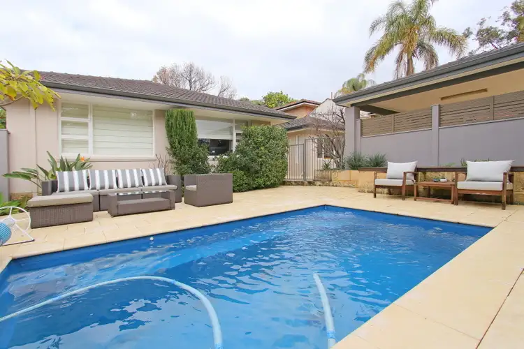 9 POLGLASS WAY, Ardross WA 6153