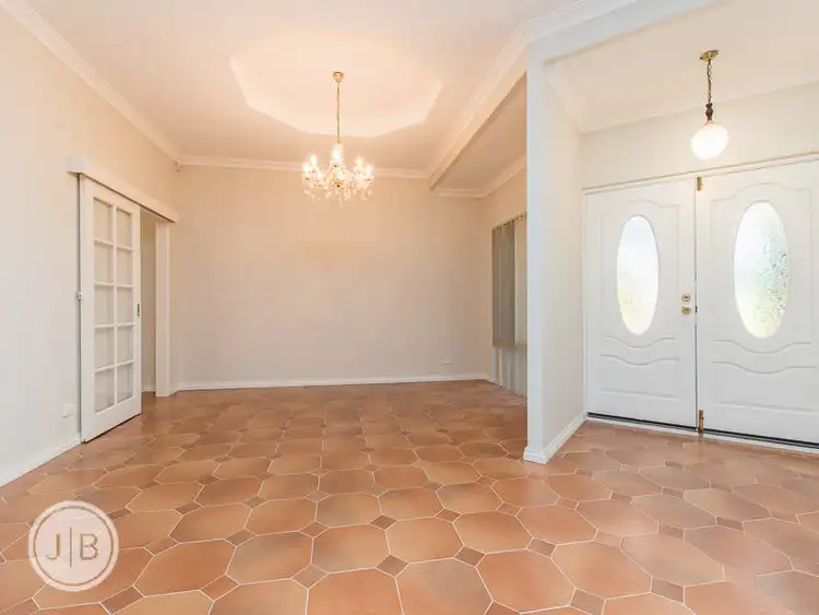Sixth view of Homely house listing, 10 Waterford Avenue, Waterford WA 6152