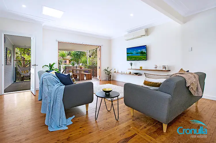 12 Kitchener Street, Caringbah NSW 2229