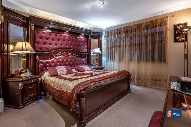 Seventh view of Homely house listing, 2 Spring Hill Circle, Currans Hill NSW 2567