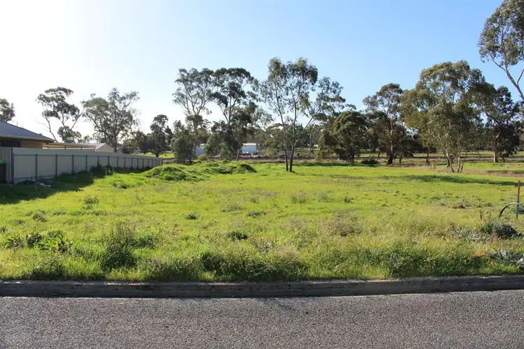 201 Victoria Parade, Bordertown SA 5268