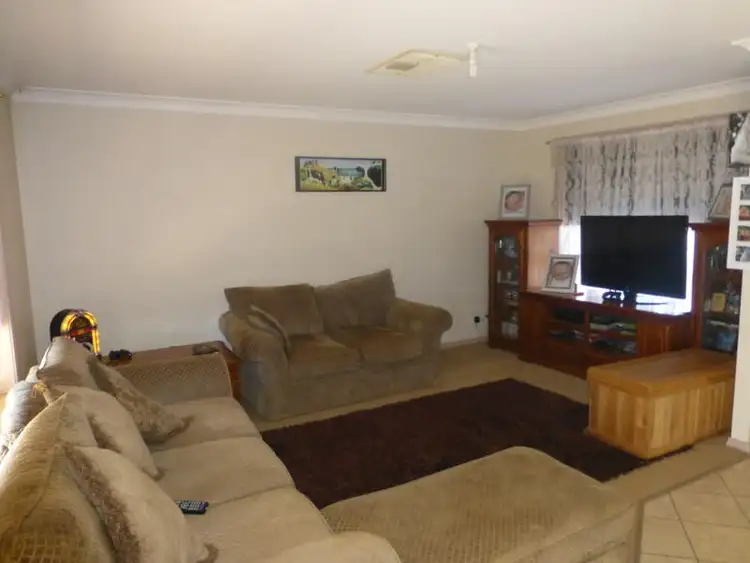 Sixth view of Homely house listing, 8 Ebelina Crescent, Parkes NSW 2870
