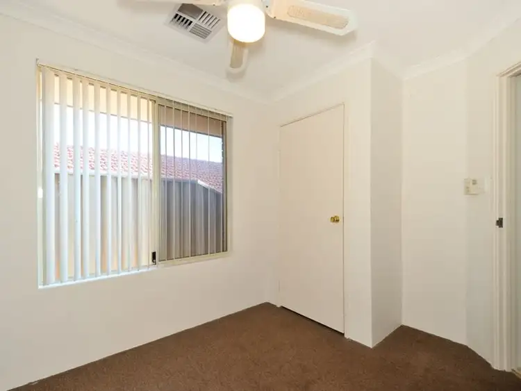 Seventh view of Homely house listing, 2 Gun Court, Leda WA 6170