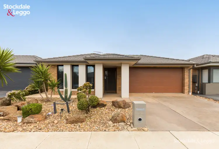 5 Bindarri Road, Manor Lakes VIC 3024