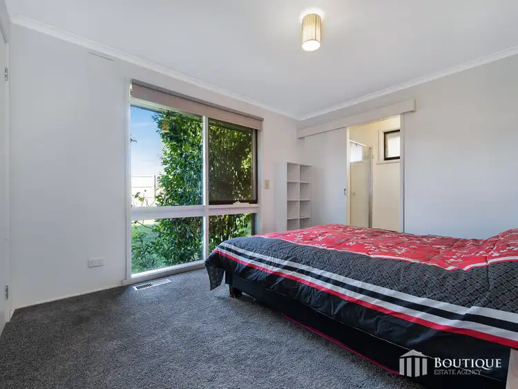 Sixth view of Homely house listing, 1 HAVERSTOCK HILL CLOSE, Endeavour Hills VIC 3802