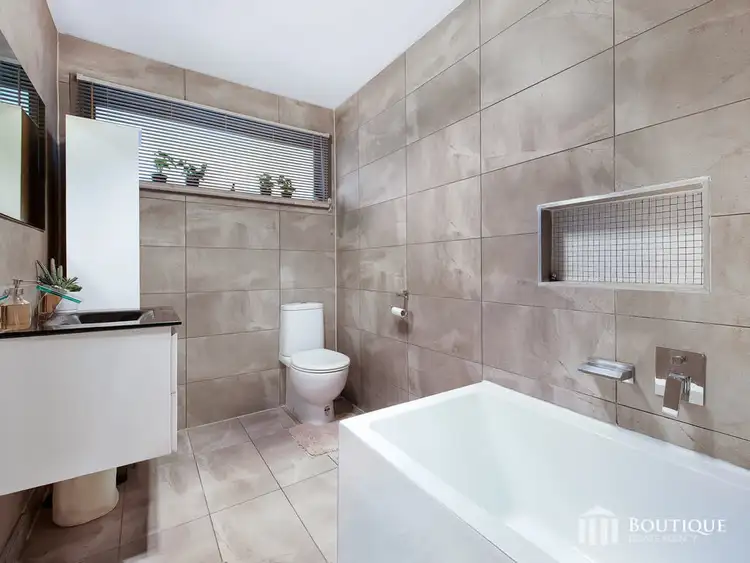 Seventh view of Homely house listing, 1 HAVERSTOCK HILL CLOSE, Endeavour Hills VIC 3802