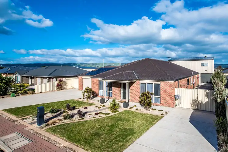 21 Meadow Bank Way, Aldinga Beach SA 5173