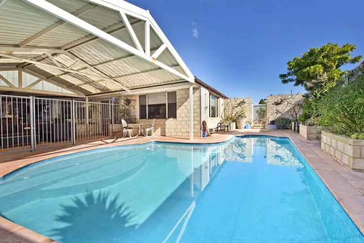 4 Cher Mews, Port Kennedy WA 6172