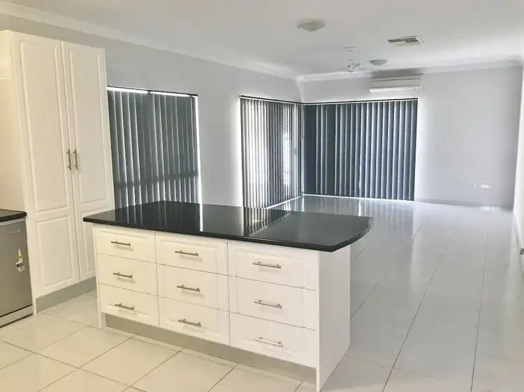 Fifth view of Homely semi-detached listing, 3/6 Kempeana Crescent, Araluen NT 870