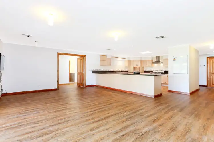 Fifth view of Homely house listing, 9 Carex Court, Murray Bridge SA 5253