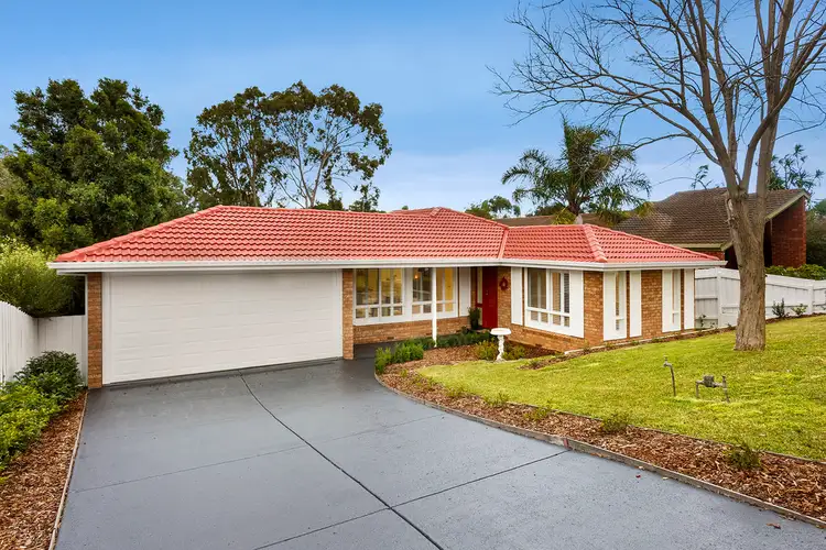 25 Santa Rosa Boulevard, Doncaster East VIC 3109