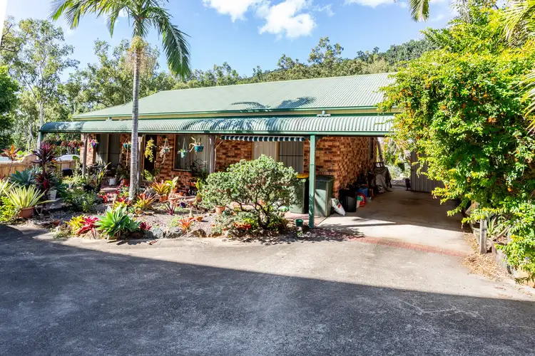 1 & 2/13 Eshelby Drive, Cannonvale QLD 4802