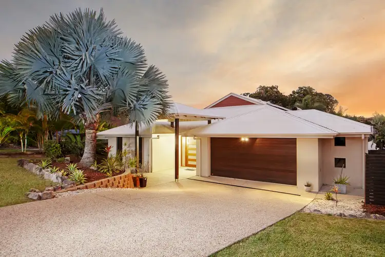 8 Pine Ridge Place, Little Mountain QLD 4551