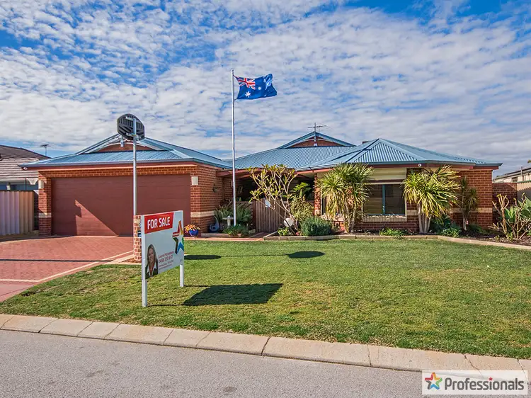 6 Hunter Way, Bertram WA 6167