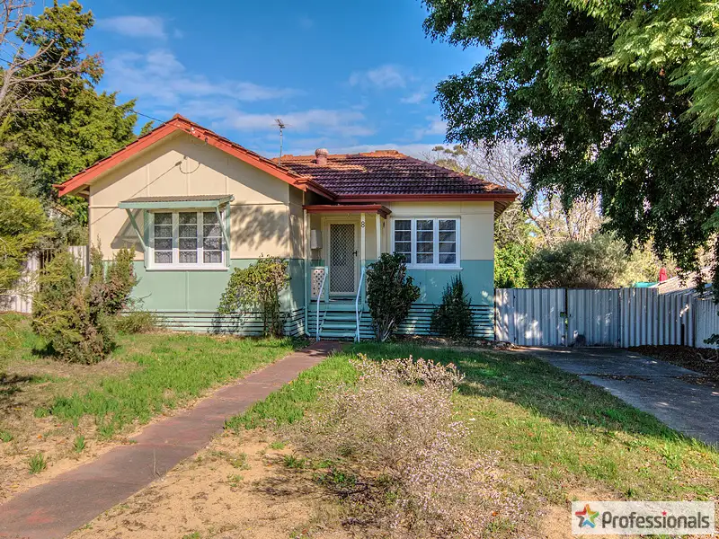Main view of Homely house listing, 8 Crabtree Way, Medina WA 6167
