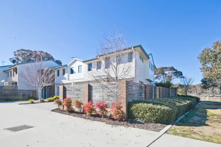 4/2 Ridding St, Forde ACT 2914