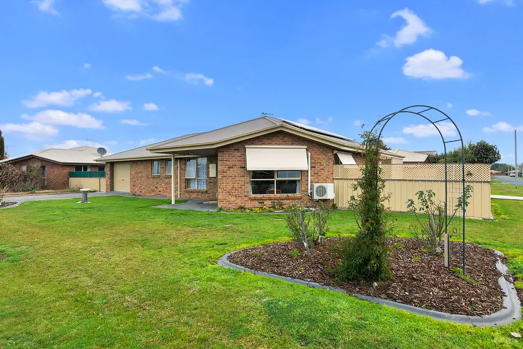 Main view of Homely unit listing, 2/120 Bradshaw Street, Latrobe TAS 7307