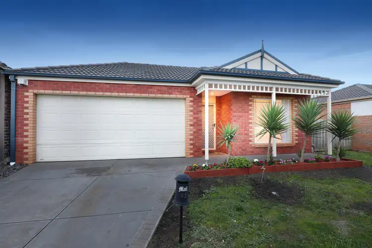93 Dunvegan Drive, Kurunjang VIC 3337