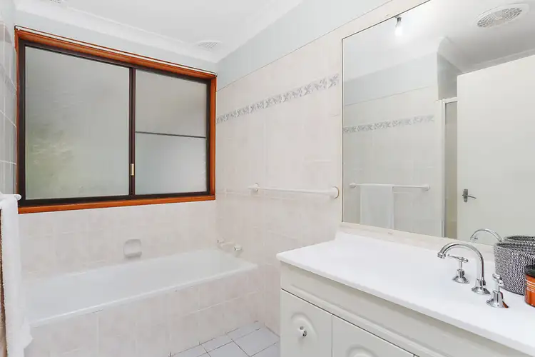 Sixth view of Homely house listing, 4 Moras Place, Lake Illawarra NSW 2528