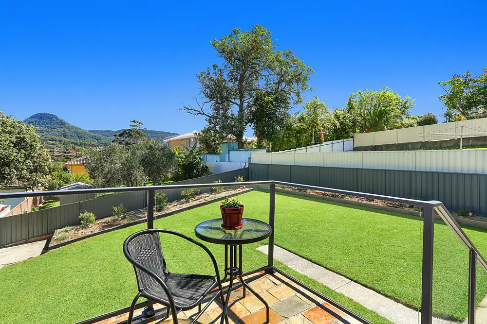 Main view of Homely house listing, 18 White Place, Figtree NSW 2525