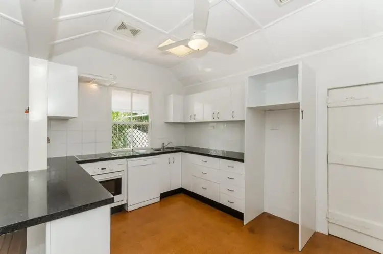 Seventh view of Homely house listing, 30 Surrey Street, Hyde Park QLD 4812