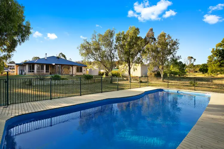 27 Valley View Drive, Meringandan West QLD 4352