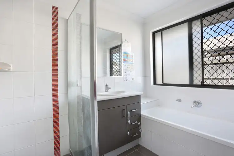 Sixth view of Homely house listing, 40 Fred Pham Crescent, Doolandella QLD 4077