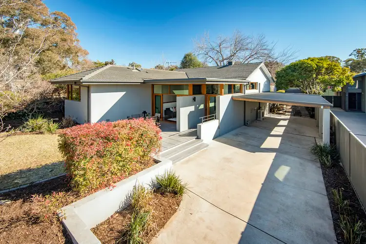 27 Charteris Crescent, Chifley ACT 2606