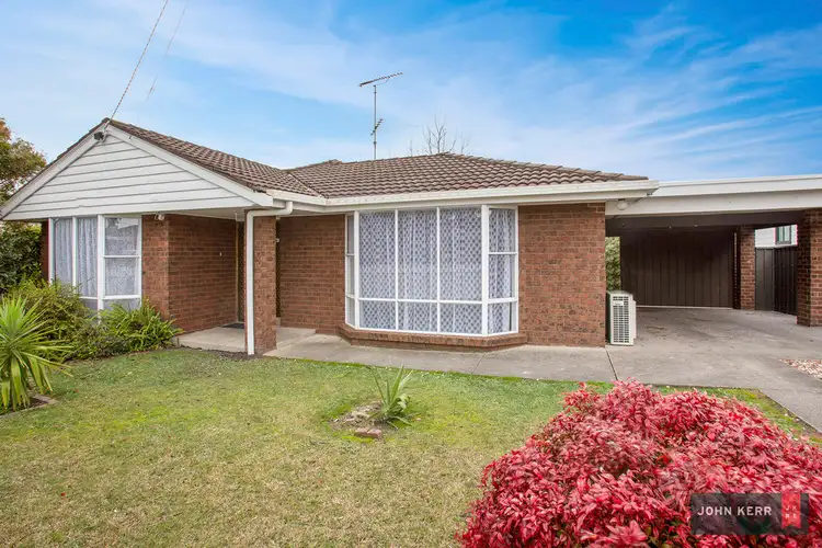 10 Abbott Street, Moe VIC 3825