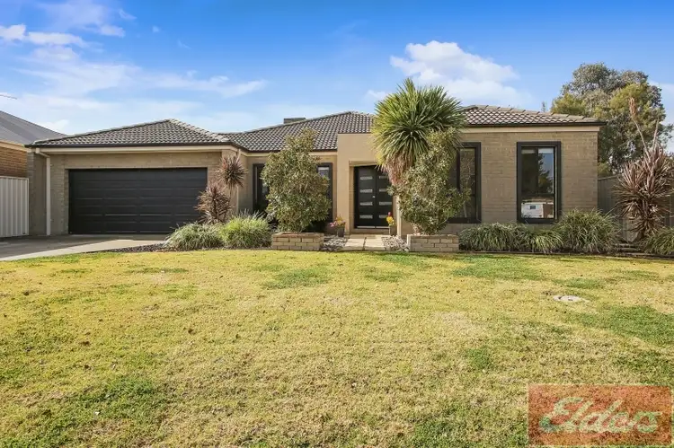 16 Fiona Drive, Yarrawonga VIC 3730
