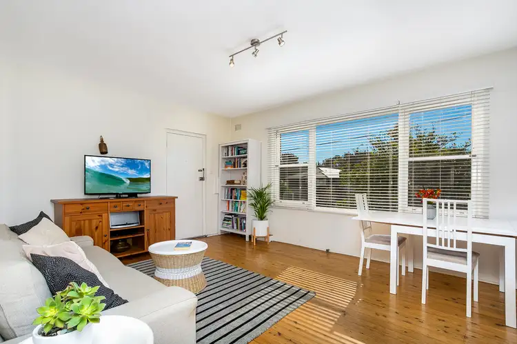 Main view of Homely unit listing, 2/19-21 Stewart Avenue, Curl Curl NSW 2096