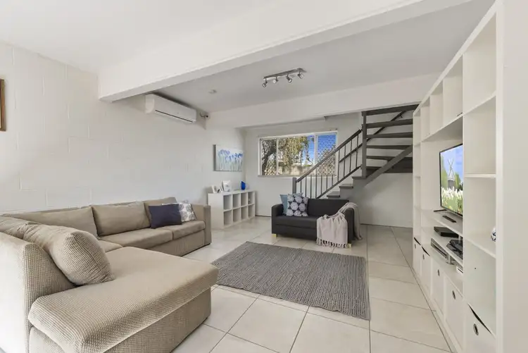 1/329 Hume Street, South Toowoomba QLD 4350