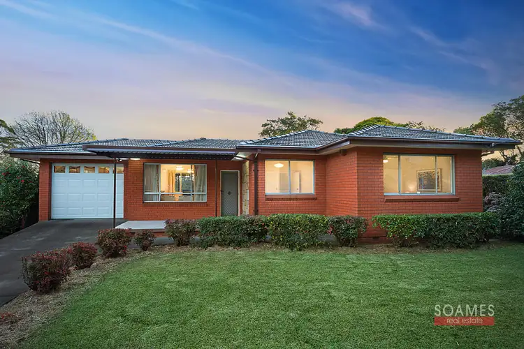 2 Hinemoa Avenue, Normanhurst NSW 2076