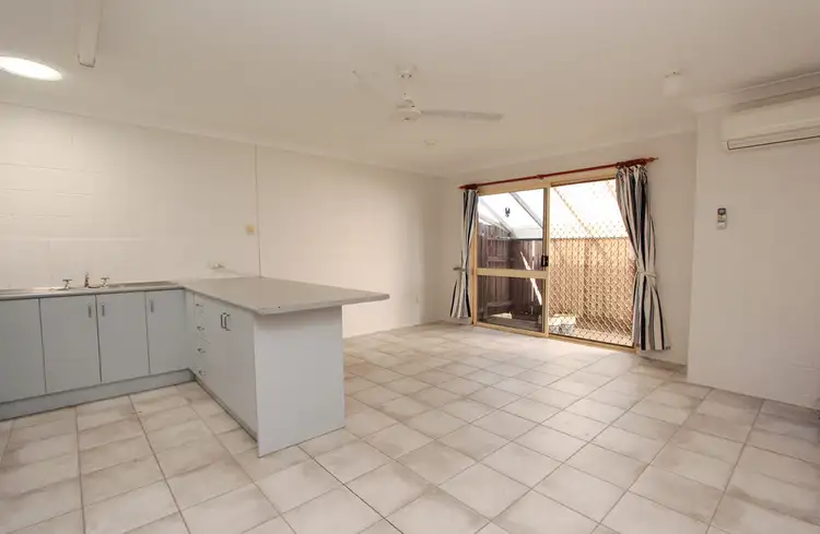 Sixth view of Homely unit listing, 15/14 Nix Street, West End QLD 4810
