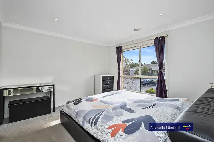 Sixth view of Homely house listing, 10 Manuscript Drive, Endeavour Hills VIC 3802
