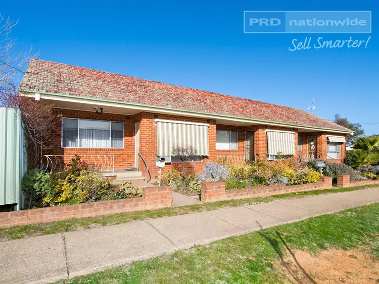 34 Manoora Avenue, Mount Austin NSW 2650