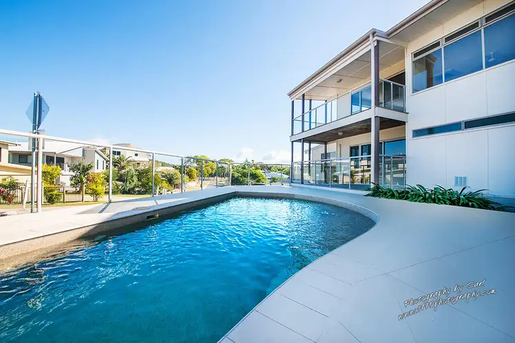 5/2 Dolphin, Agnes Water QLD 4677