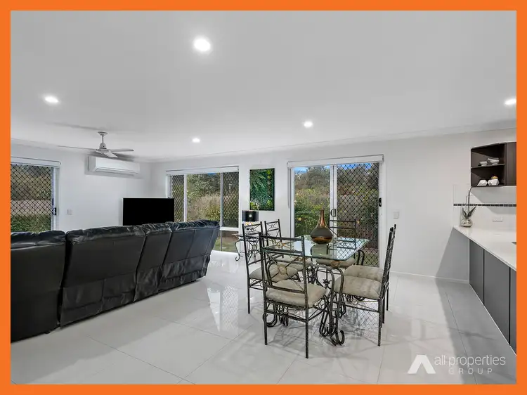 Fifth view of Homely house listing, 24 Weir Cl, Berrinba QLD 4117