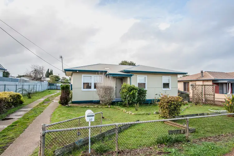 37 Coronation Place, Port Lincoln SA 5606