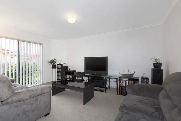 Second view of Homely unit listing, 4/35 York Street, Bonbeach VIC 3196